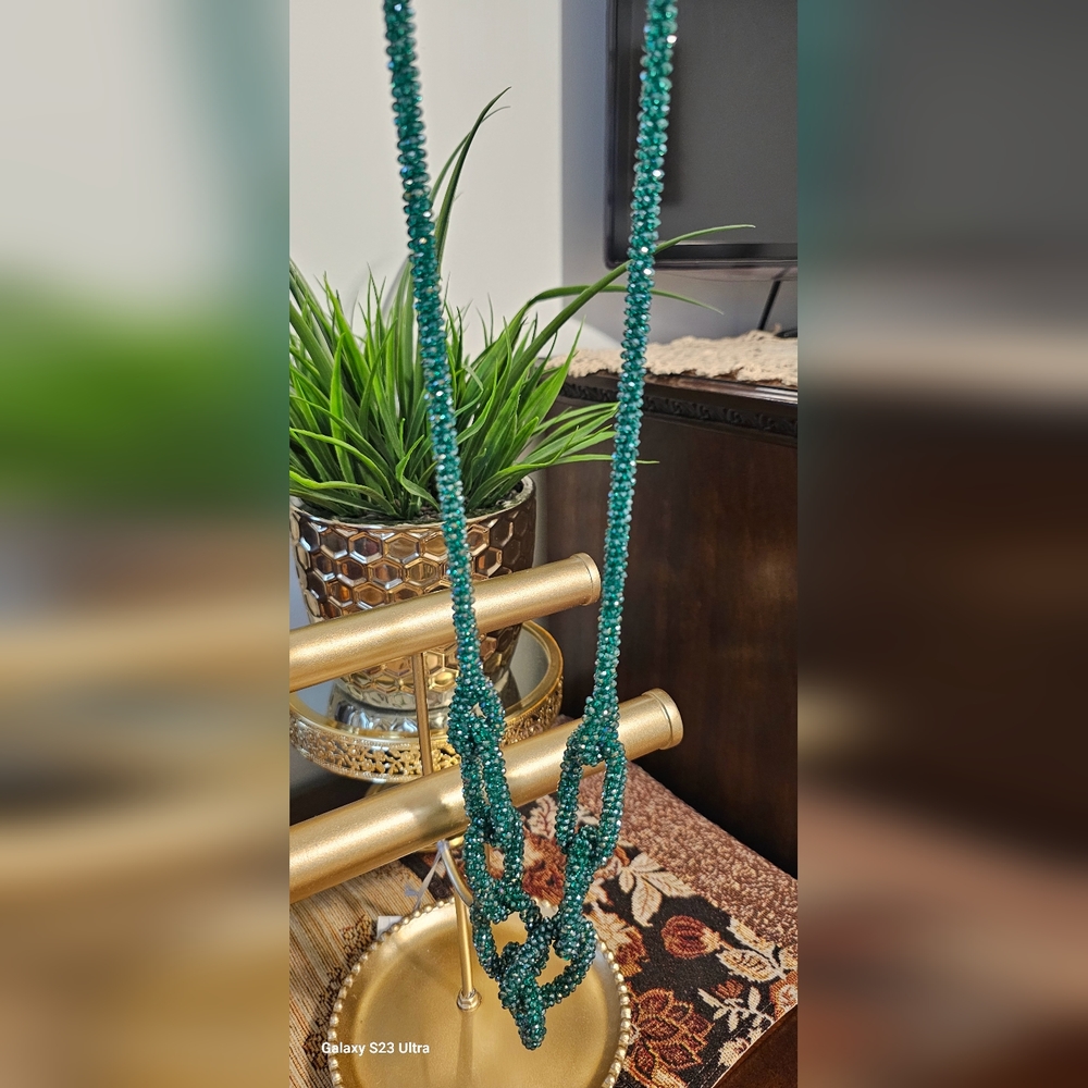 Necklace - Picture 7 of 9